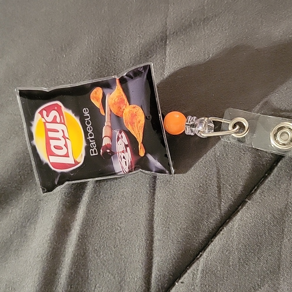 Badge reel